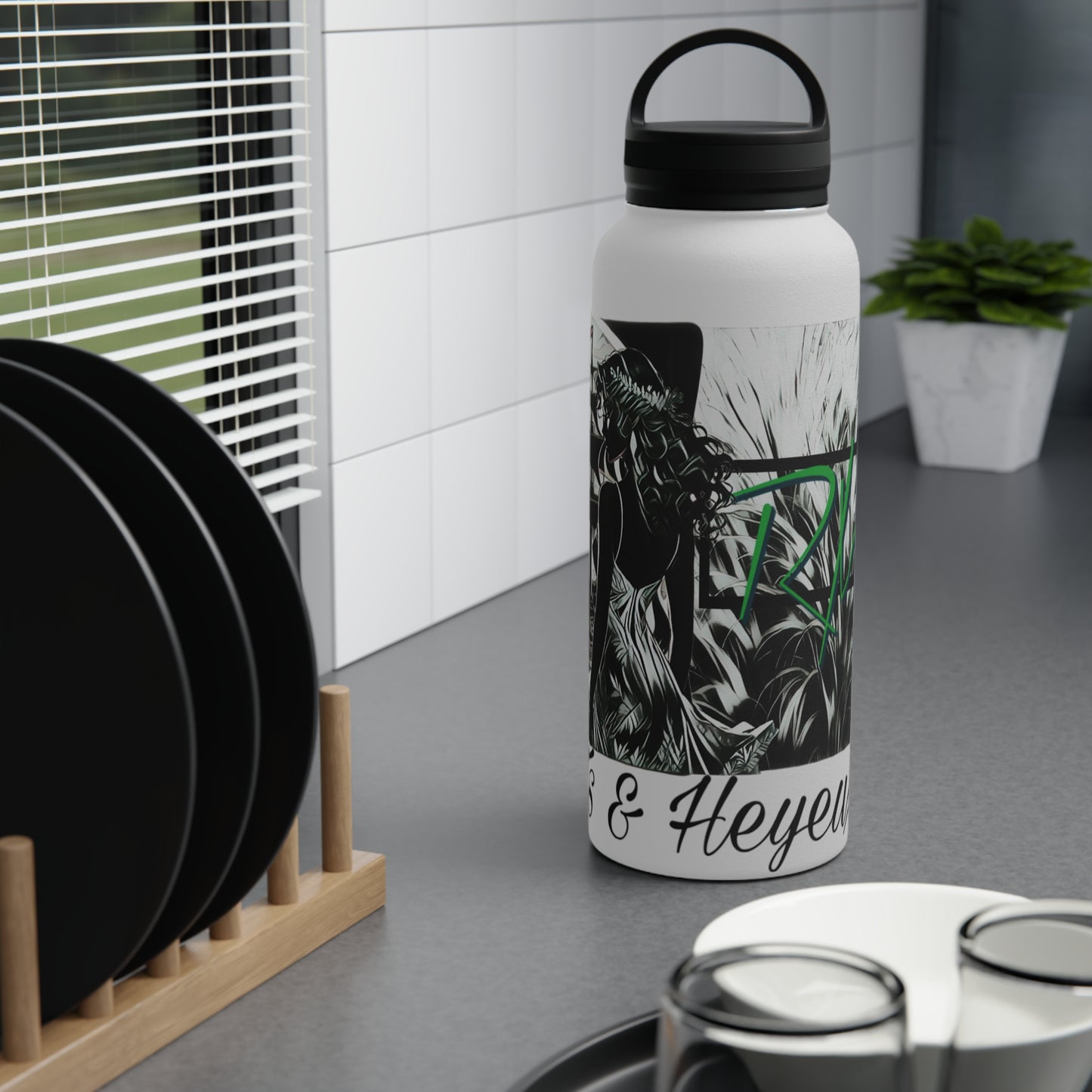 Boats & Heyeuxs Stainless Steel Bootneck Bottle (Handle Lid)